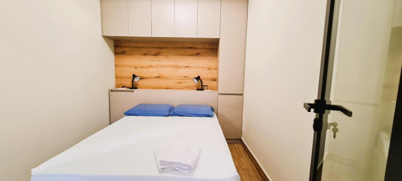 2V1 - Center Apartment 1 Tirana Zewnętrze zdjęcie